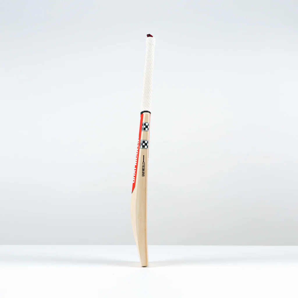 Gray Nicolls Classic Ultimate PP Junior Cricket Bat - Edge 1.webp