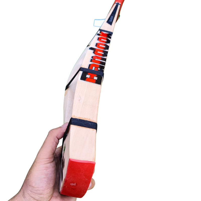 Kwesports Bandook Player Edition - Hard Tennis - 4 Scoop 2 Holes - Curve hands.webp