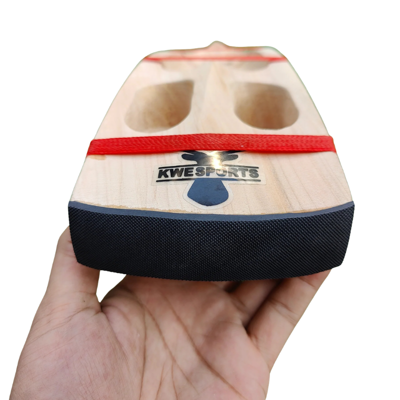 Bandook Upper Blade - Diamond Cut Player's Edition - Hard Tennis Bat - Toe.webp