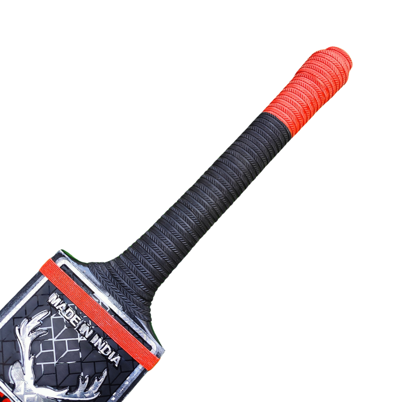 Kwesports Bandook Black Edition - Hard Tennis - 4 Scoop - Grip.webp