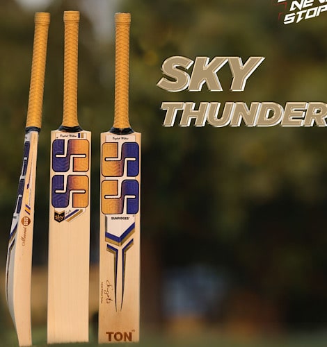 SS SKY Thunderz Cricket Bat