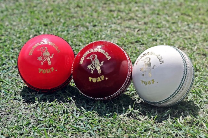 Leather cricket ball deals. Buy branded cricket match ball at price that you may have never seen before.