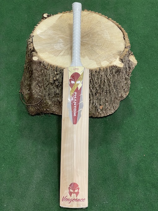 Phantom Vengeance Players Cricket Bat