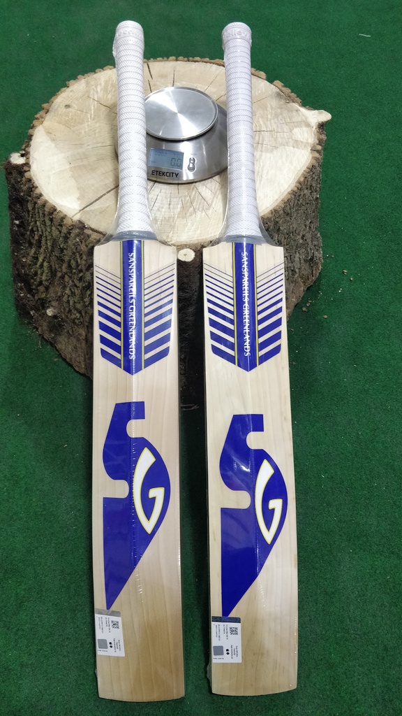 SG IK Ultimate Cricket Bat