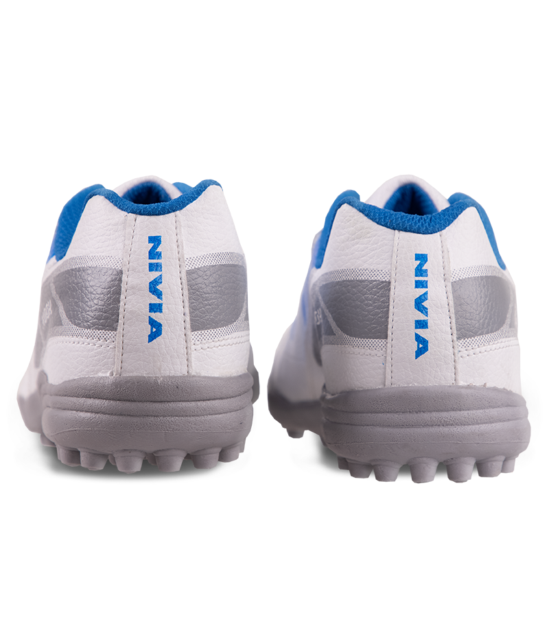 Nivia Hook Cricket Shoes