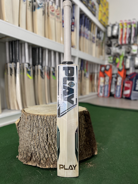 PLAY Limited Edition Cricket Bat