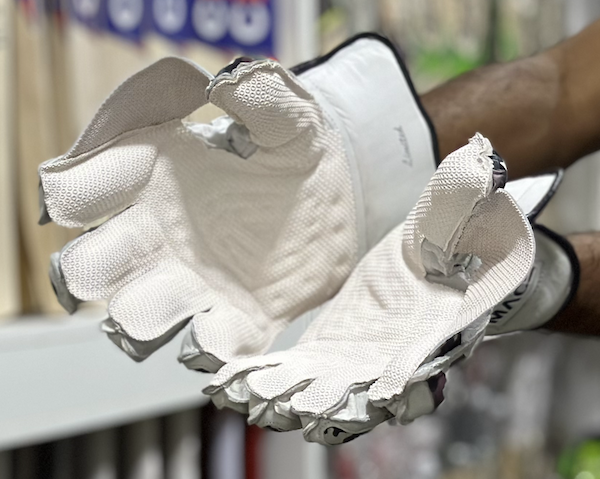 MACE Limited Edition Wicket Keeping Glove