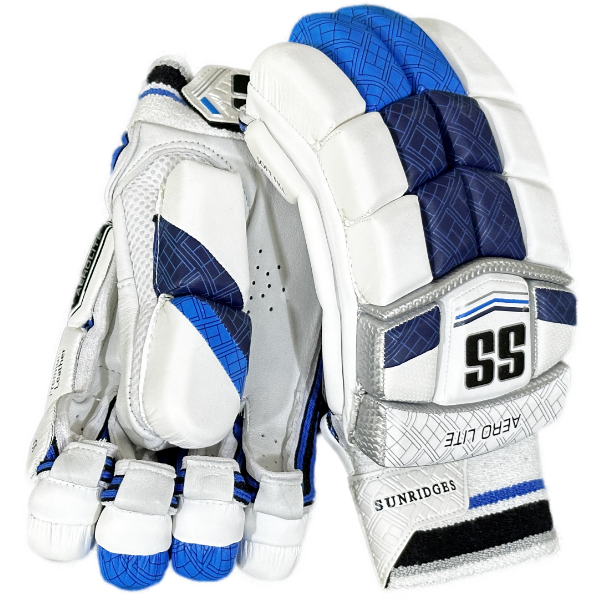 SS Aerolite Batting Gloves
